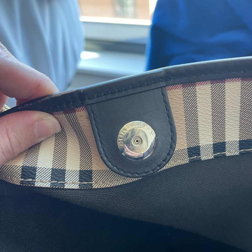 Burberry Nova Check Tote - Picture 6 of 14